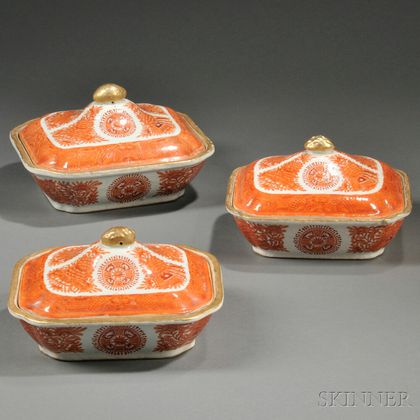 Three Orange Fitzhugh Decorated Porcelain Vegetable Dishes with Covers