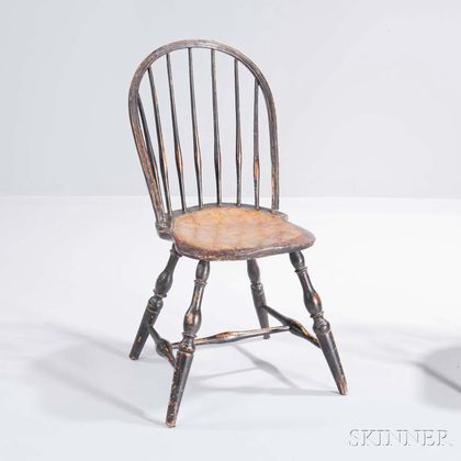 Painted Bow-back Windsor Side Chair