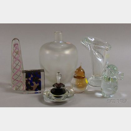 Seven Assorted Pieces of Modern Art Glass