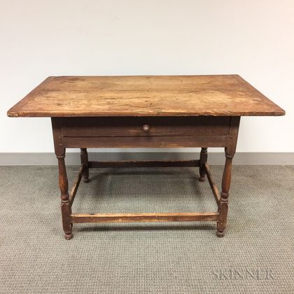 Country Pine Tavern Table