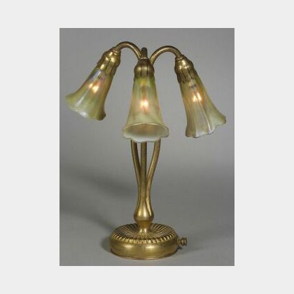 Tiffany Studios Three-Light Lily Lamp