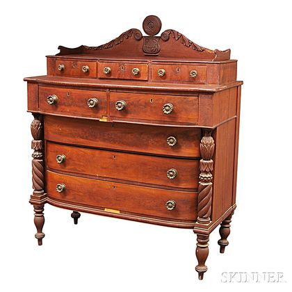 Federal Carved Mahogany and Mahogany Veneer Bow-front Chest of Drawers