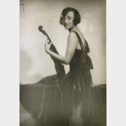 Erica Morini, c. 1937