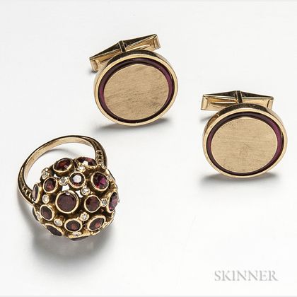 14kt Gold, Garnet, and Diamond Cluster Ring and a Pair of 14kt Gold Cuff Links