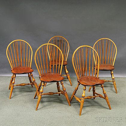 Set of Five Braced Bow-back Windsor Side Chairs