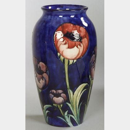 Moorcroft Big Poppy Decorated Vase