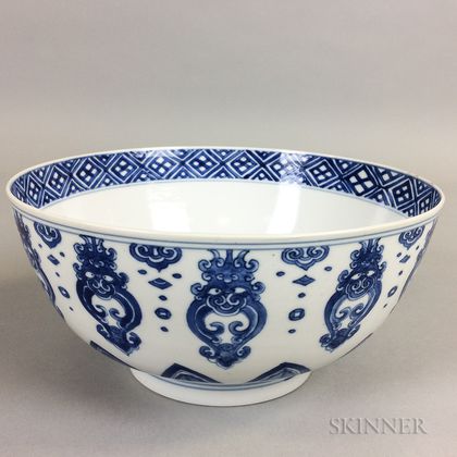 Blue and White Export Porcelain Bowl