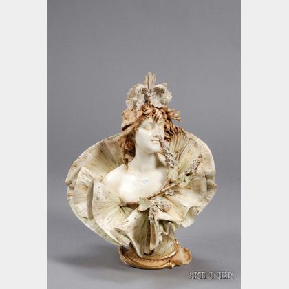 Turn-Teplitz Art Nouveau Bust of a Woman
