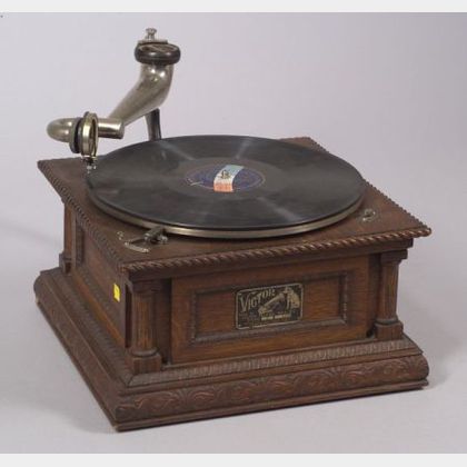 Victor Type D Phonograph