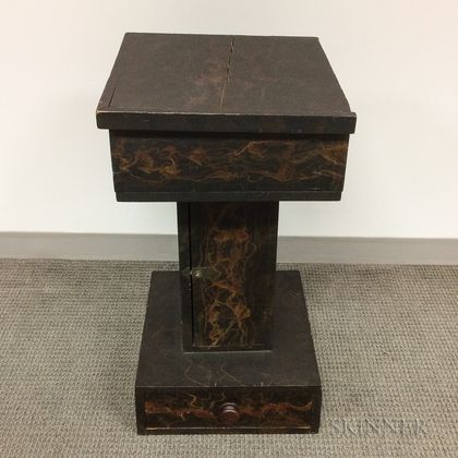 Black-painted Decorative Stand