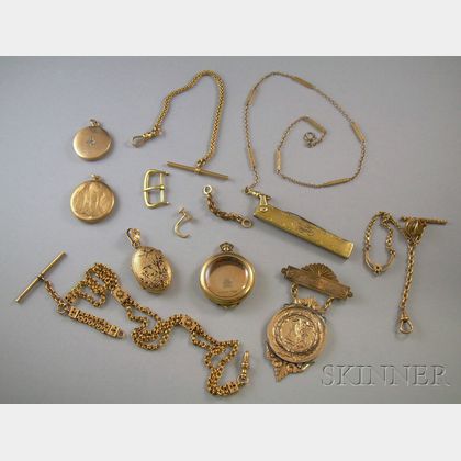 Small Group of Gold Jewelry Items