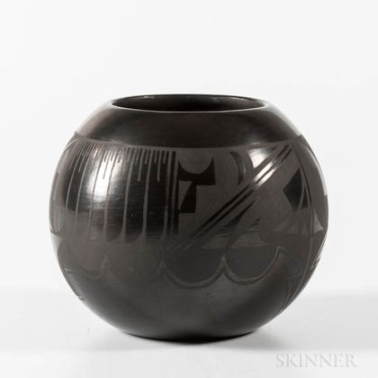 Contemporary Santa Clara Black-on-black Pottery Jar