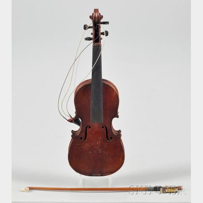 Miniature Violin, Mittenwald, c. 1890, Salesman's Sample
