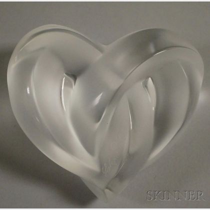 Modern Lalique Frosted Colorless Molded Glass Heart Paperweight