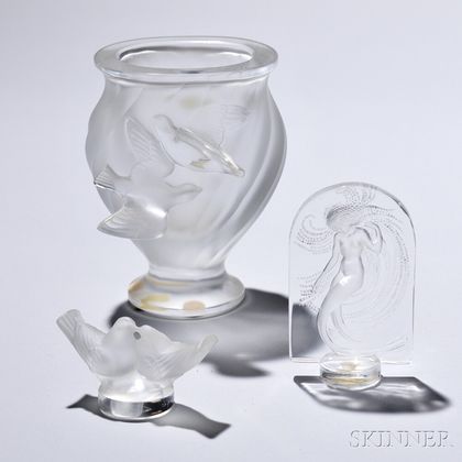 Lalique Bird Vase and Two Sculptures 