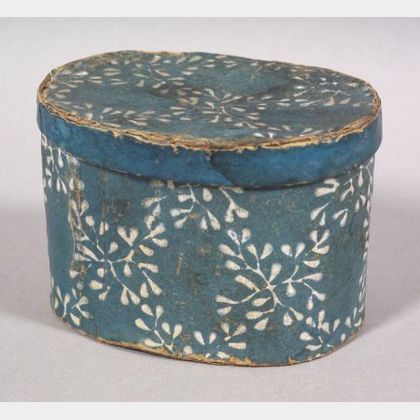 Small Oval Blue Floral Bandbox