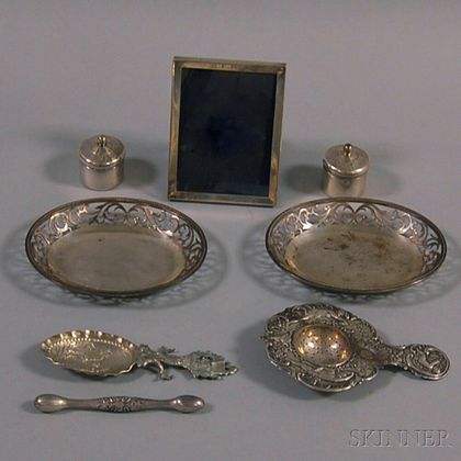 Eight Small Silver Items