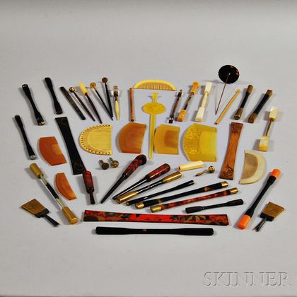 Group of Assorted Combs and Hair Ornaments