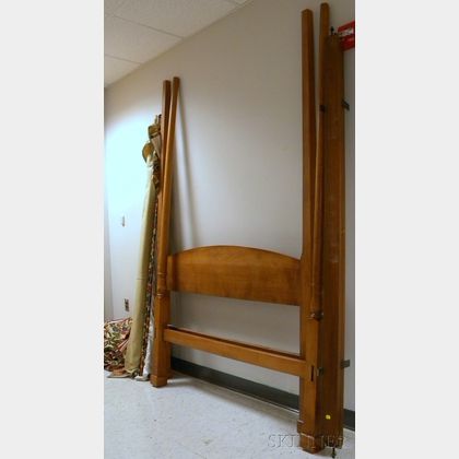 Virginia Craftsmen Federal-style Cherry and Mahogany Tall Post Canopy Bed