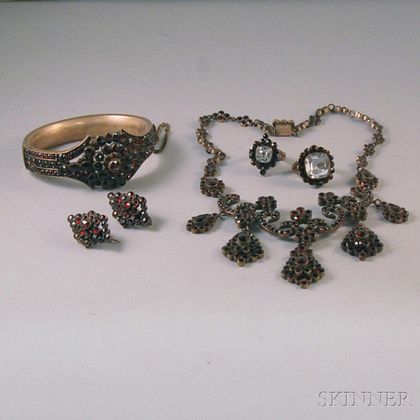 Assembled Suite of Garnet Jewelry