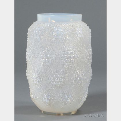 Rene Lalique Davos Opalescent Vase