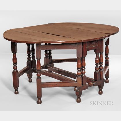 Baroque-style Yewwood Gate-leg Table