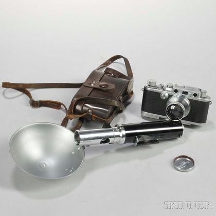 Leica IIIa with E. Leitz New York Flash