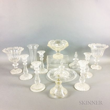 Twelve Pieces of Colorless Glass Tableware