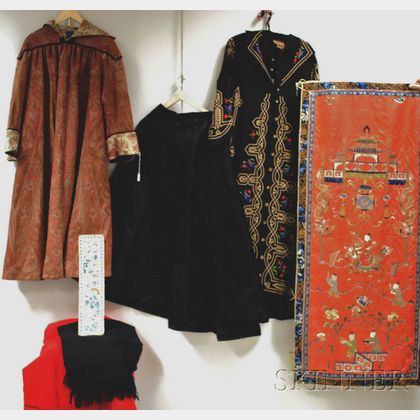 Group of Late 19th/Early 20th Century Textiles and Clothing Items