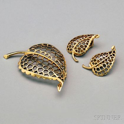 14kt Gold Leaf Brooch and Matching Earclips