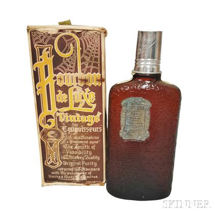 Bourbon DeLuxe Vintage Rare Whiskey, 1 pint bottle (oc) 