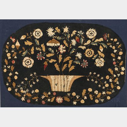 Floral Embroidered Table Mat