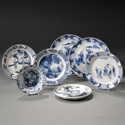Eight Blue and White Tableware Items