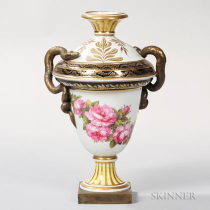 Neoclassical-style English Porcelain Urn