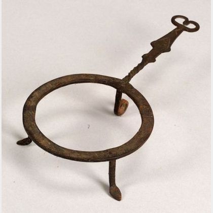 Round Wrought Iron Hearth Trivet with Heart Handle