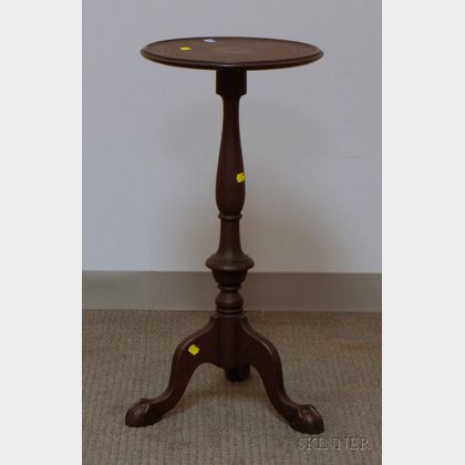 Federal-style Inlaid Carved Mahogany Dish-top Candlestand. 