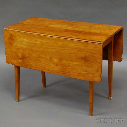 Federal Maple Drop-leaf Table with Shaped Corners. Estimate $300-500