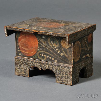 Floral-decorated Decorated Puzzle Box