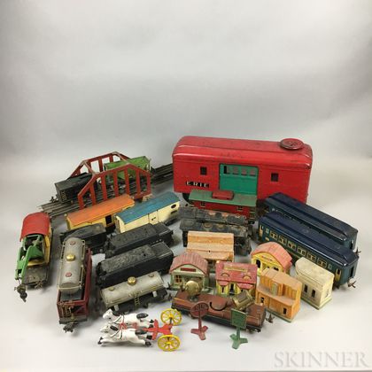 Large Group Lionel Trains and Accessories