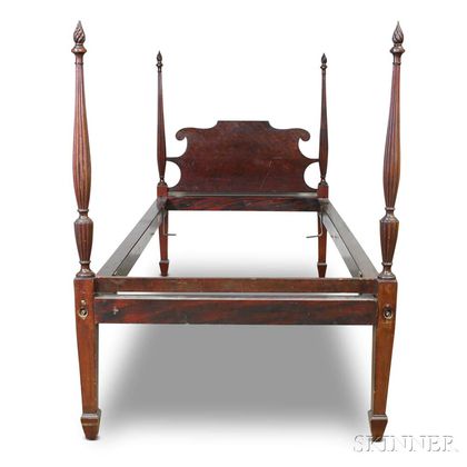Federal-style Carved Mahogany Twin-sized Bed
