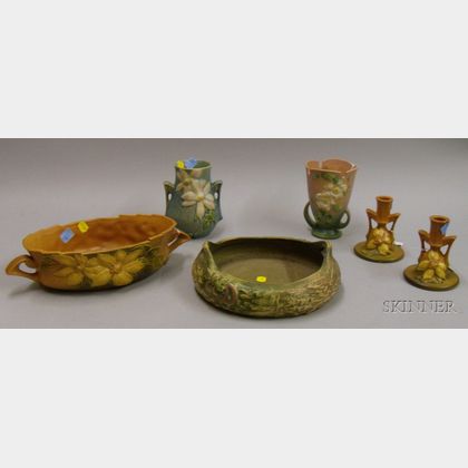 Five Pieces of Roseville Pottery and a Jardiniere