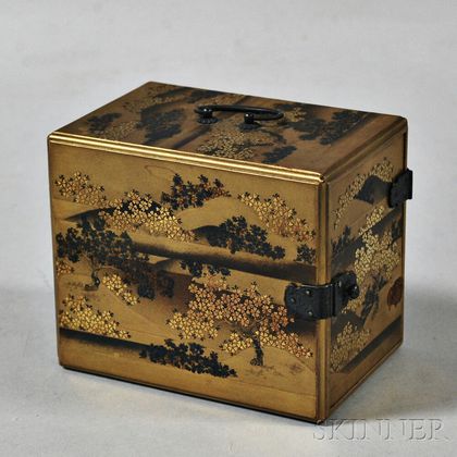 Maki-e Lacquer Box