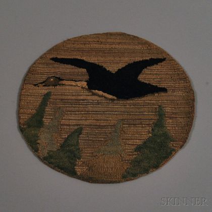 Small Round Grenfell Pictorial Mat with Flying Goose
