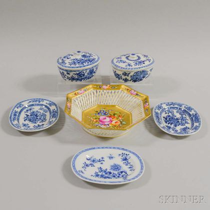 Five Blue and White Porcelain Items and a Gilt and Hand-painted Reticulated Bowl. Estimate $150-250