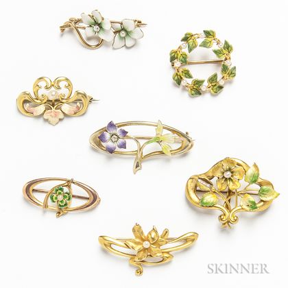 Group of Art Nouveau Gold Floral Brooches