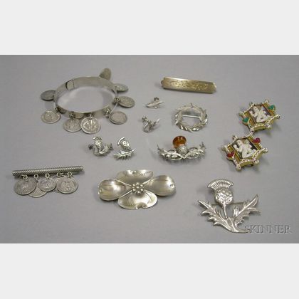 Small Group of Mostly Silver Jewelry