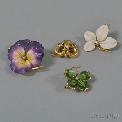 Small Group of Art Nouveau Jewelry