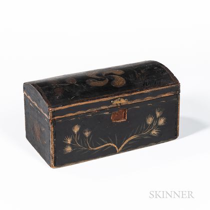 Paint-decorated Dome-top Box