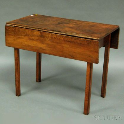 Chippendale-style Tiger Maple Drop-leaf Table
