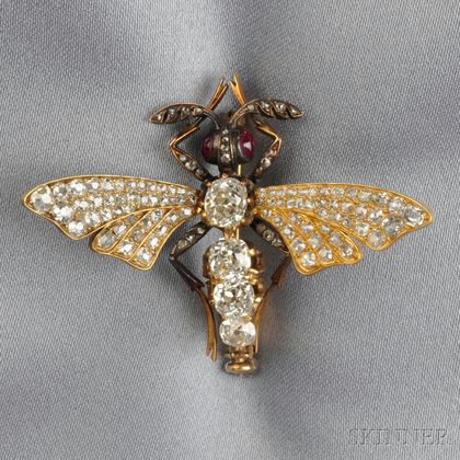 Antique 18kt Gold and Diamond Insect Brooch